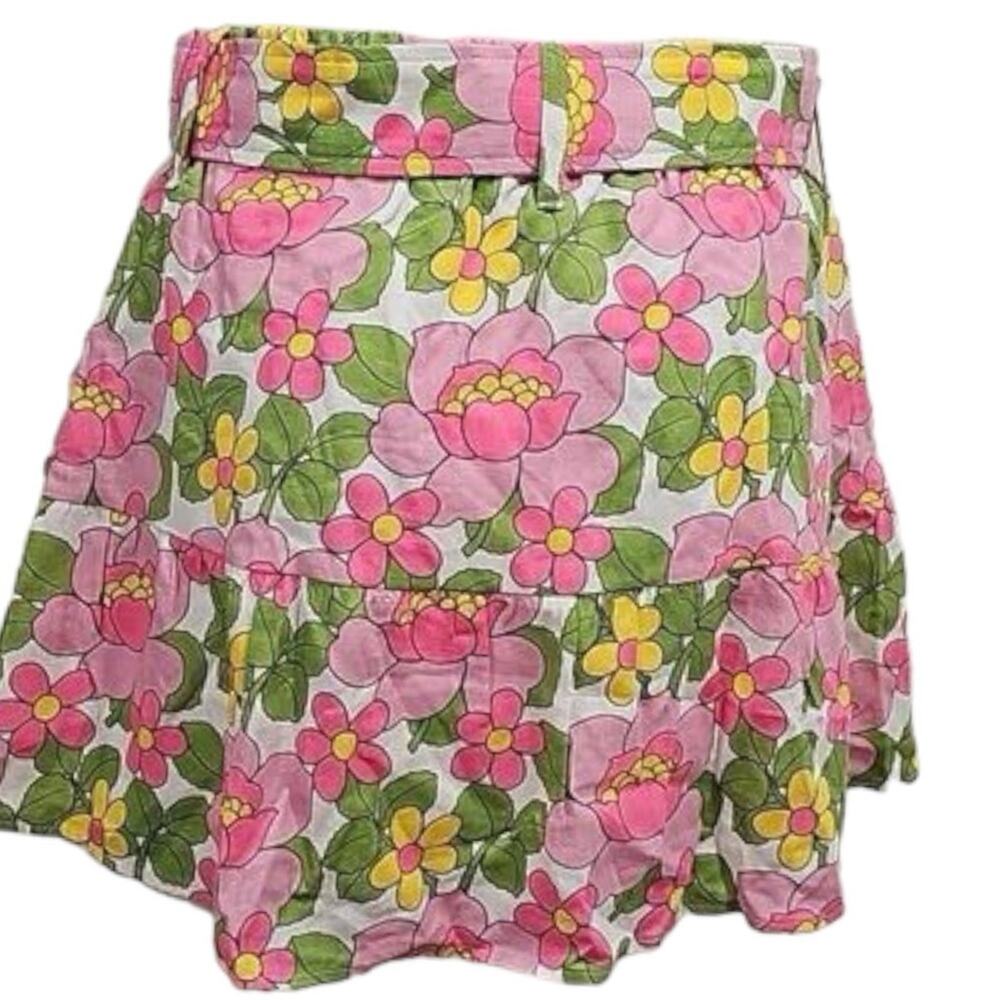 Show Me Your Mumu NWT Fiona Skirt in Fresh Floral
138.00 Size Small - Picture 3 of 9